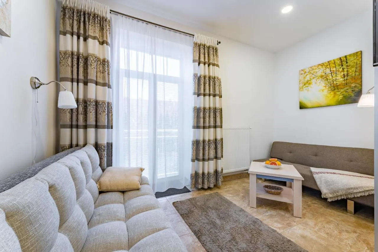 Bright Sunny Apartments In Quiet Area Prag