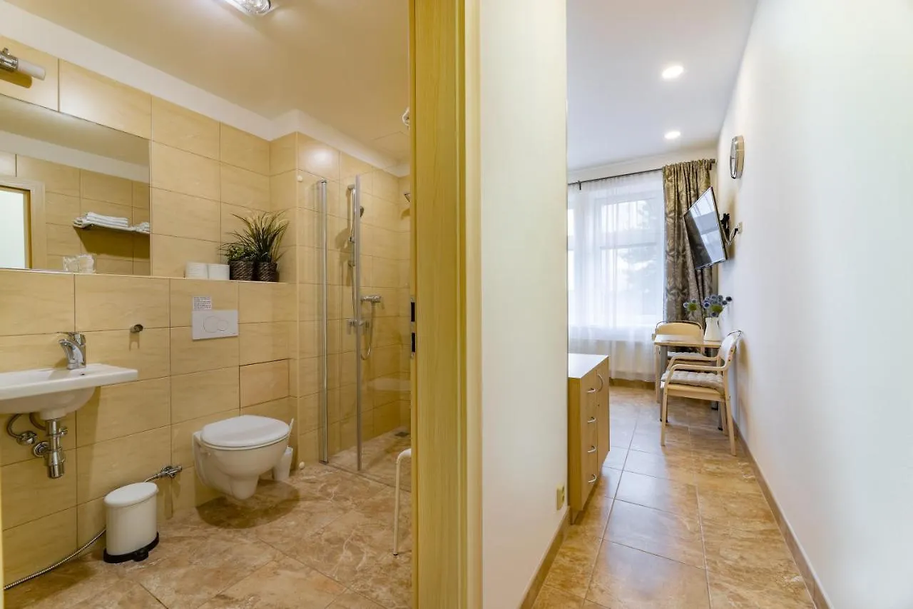 Bright Sunny Apartments In Quiet Area Prag