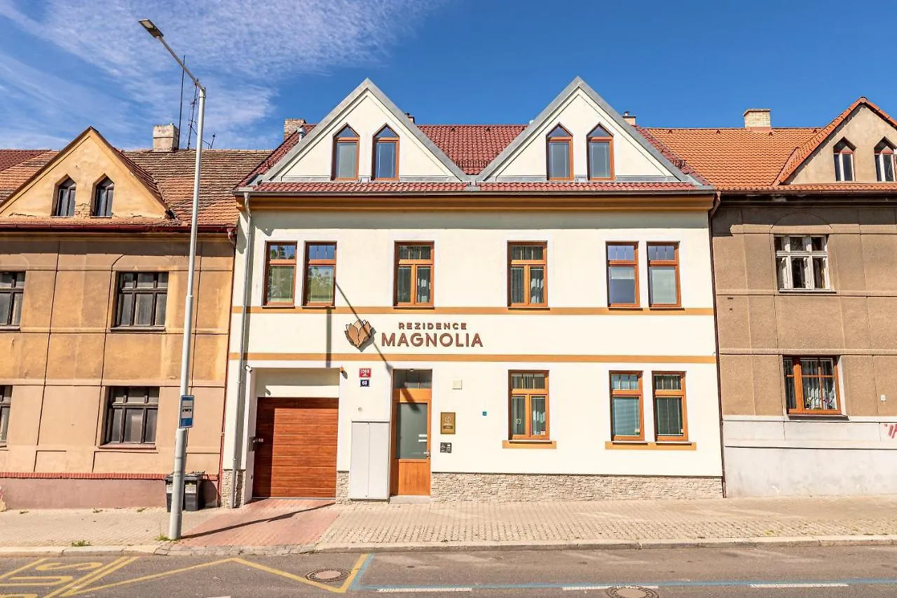 Bright Sunny Apartments In Quiet Area Prag