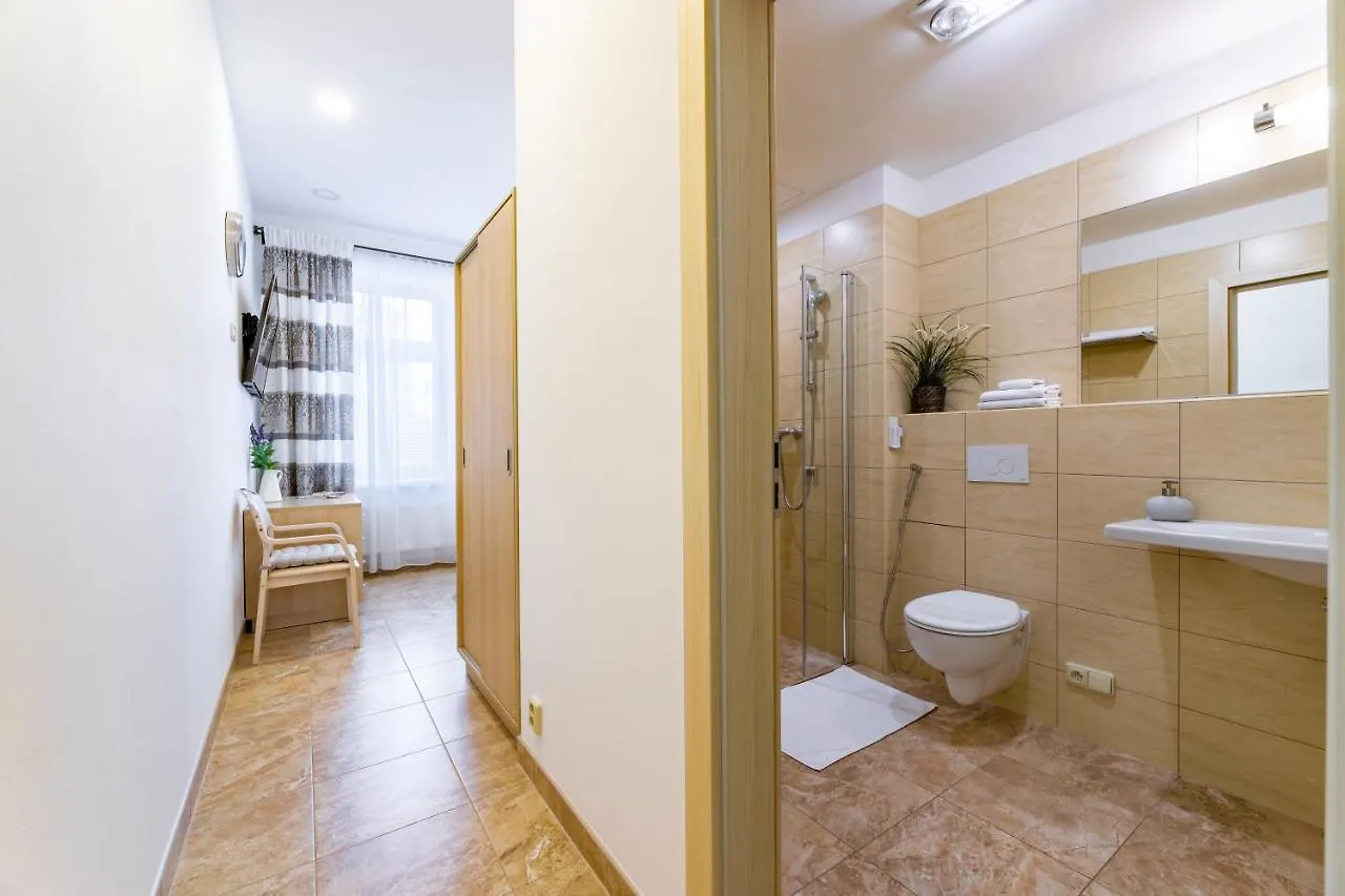 Bright Sunny Apartments In Quiet Area Prag