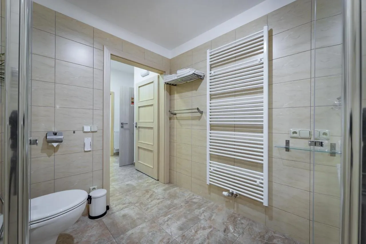 Bright Sunny Apartments In Quiet Area Prag