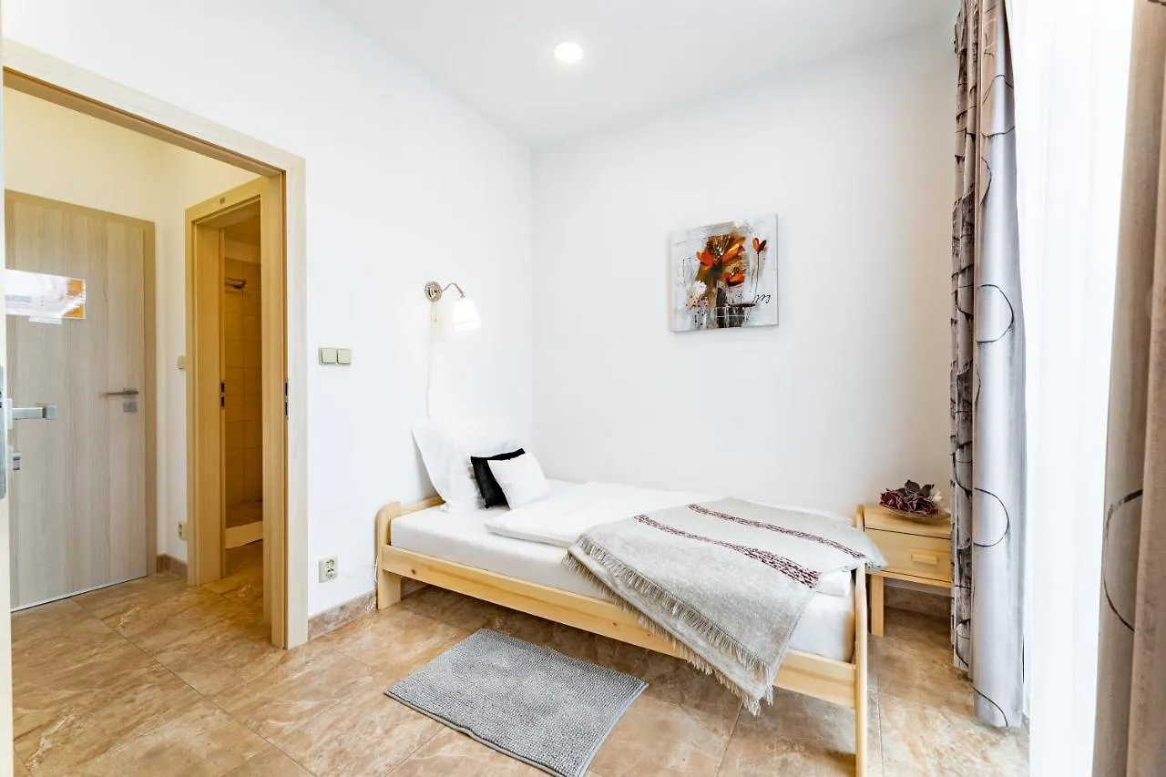 Bright Sunny Apartments In Quiet Area Prag 0*,  Tjeckien