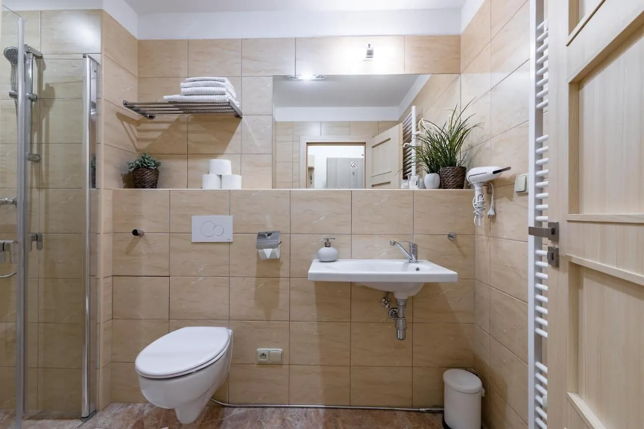 Bright Sunny Apartments In Quiet Area Prag