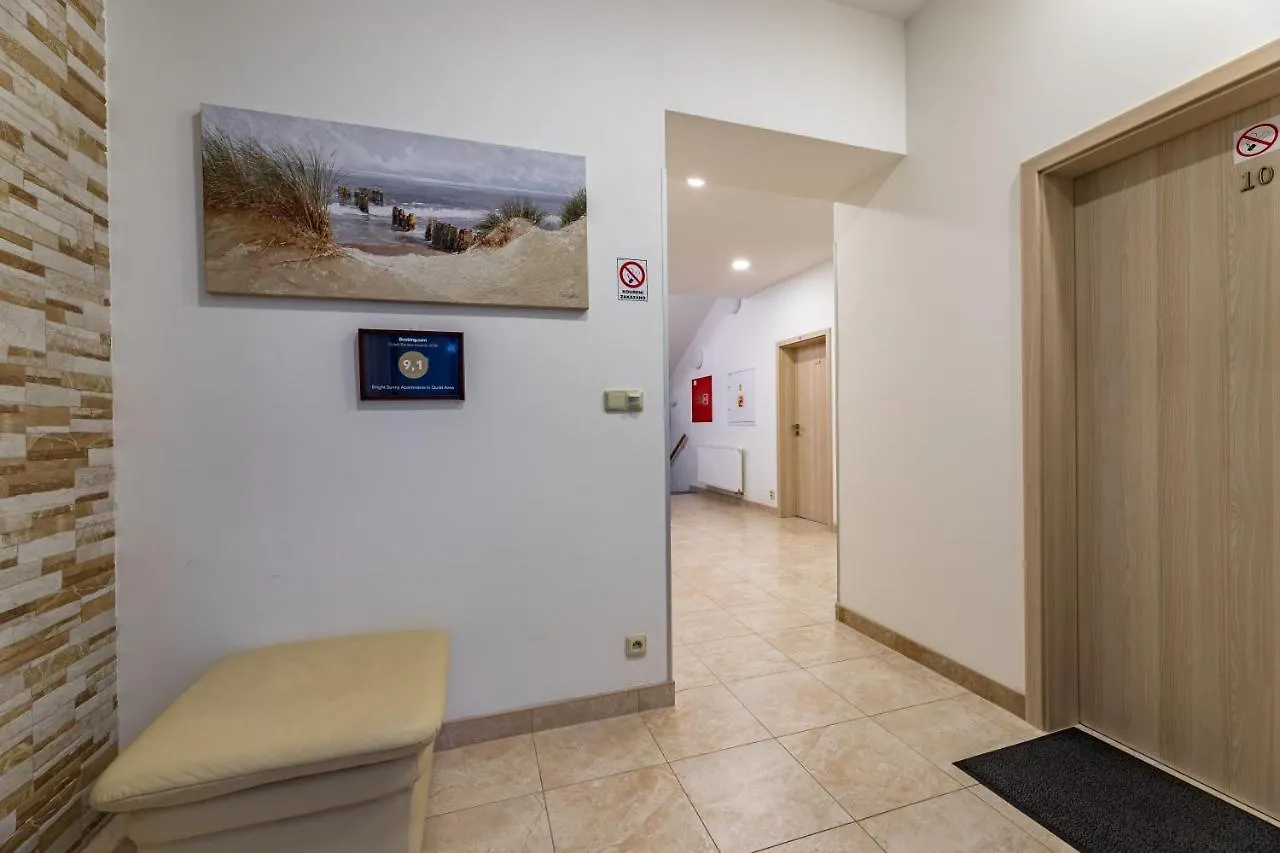 Bright Sunny Apartments In Quiet Area Prag Tjeckien
